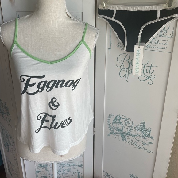 MINKPINK Sleep Christmas Cami & Cheeky boy-shorts Eggnog & Elves Size XSmall NWT - Picture 2 of 15